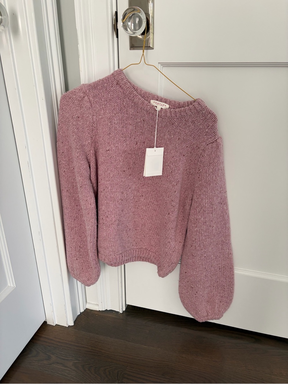 Women's Dusty Rose Crewneck Sweater with Balloon Sleeves